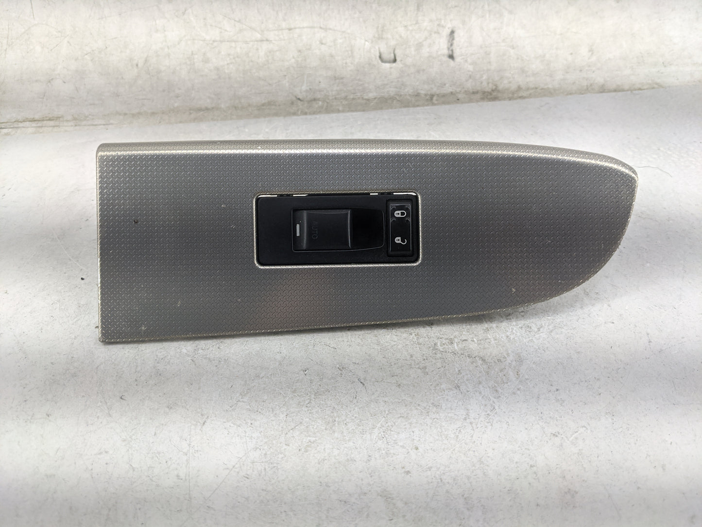 2008 Jeep Grand Cherokee Passenger Right Power Window Switch 04602786aa - Oemusedautoparts1.com