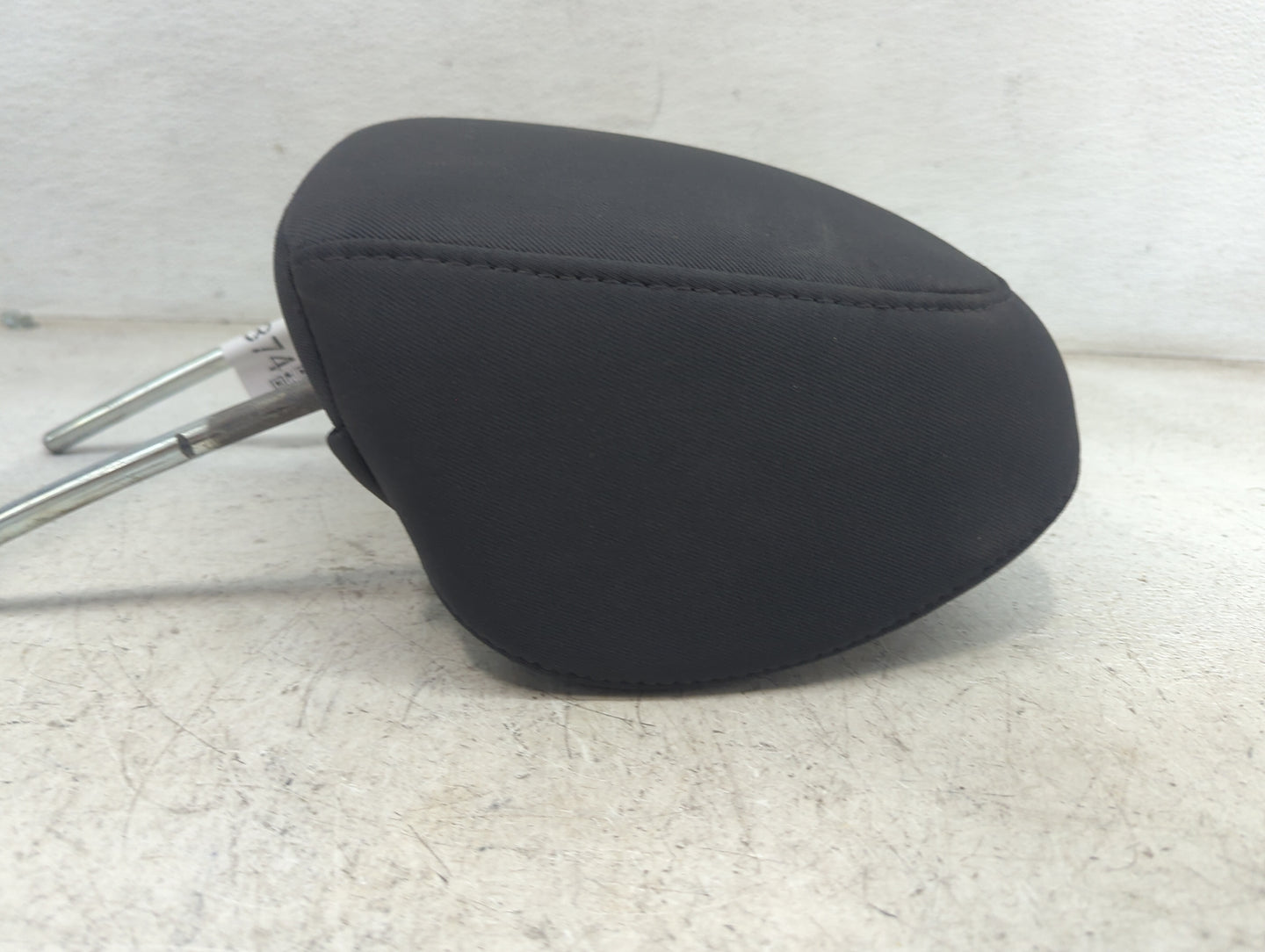 2008 Jeep Grand Cherokee Headrest Head Rest Front Driver Passenger Seat Fits OEM Used Auto Parts - Oemusedautoparts1.com