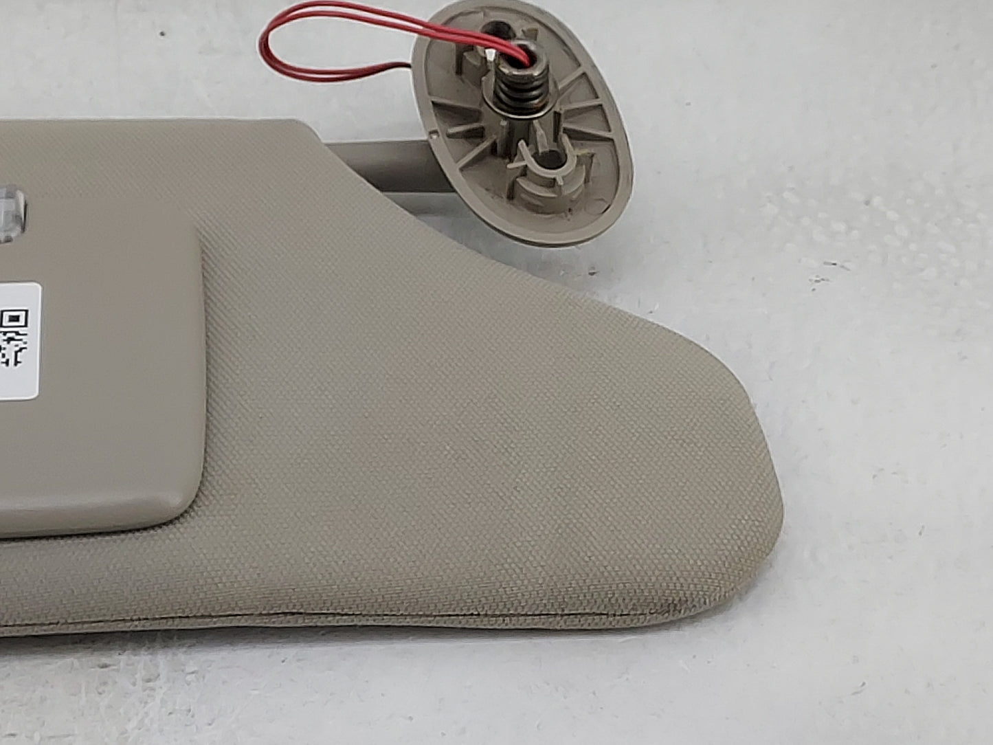 2005-2010 Jeep Grand Cherokee Sun Visor Shade Replacement Passenger Right Mirror Fits Fits 2005 2006 2007 2008 2009 2010 OEM