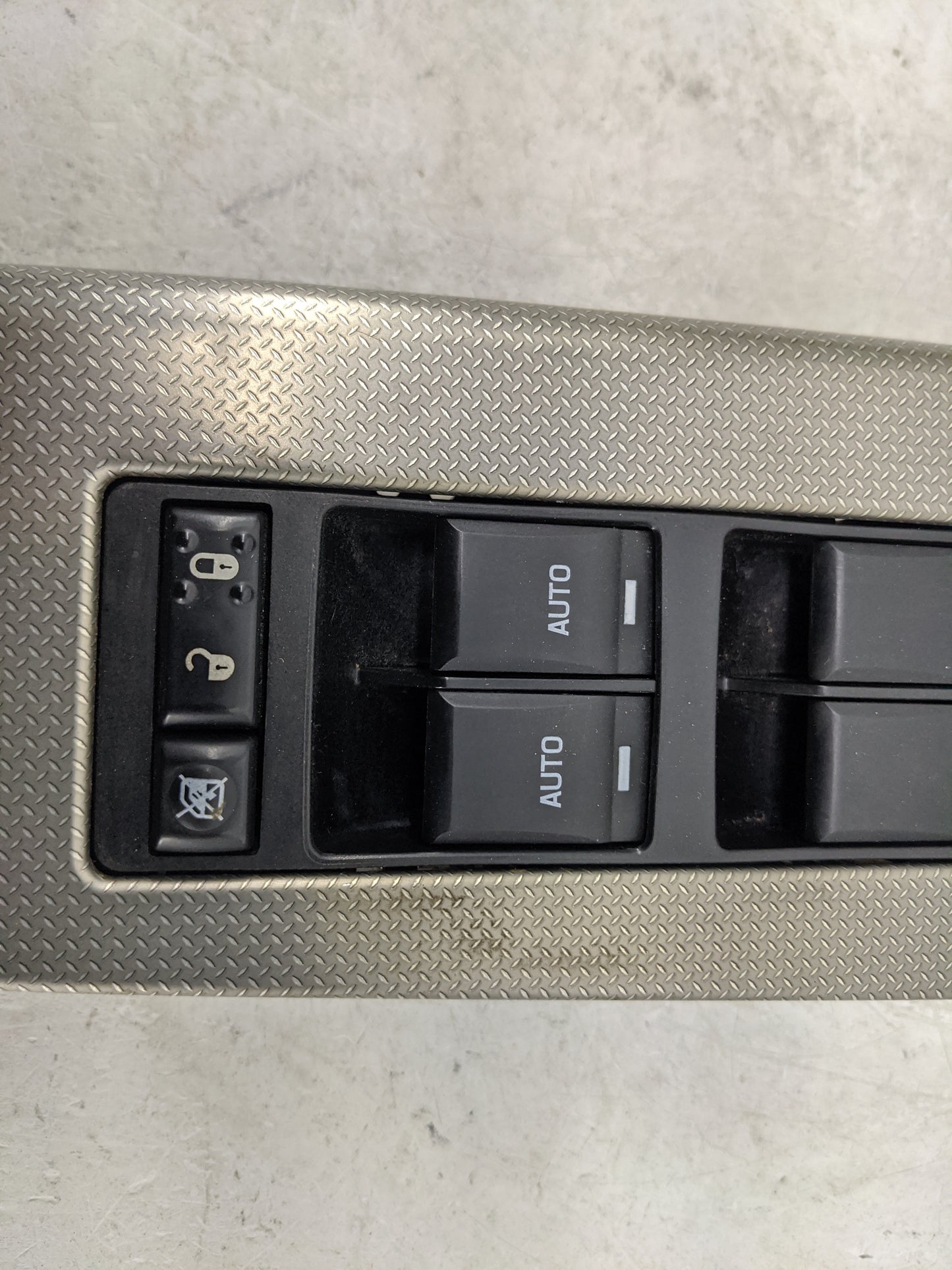 2006-2010 Jeep Grand Cherokee Master Power Window Switch Replacement Driver Side Left Fits OEM Used Auto Parts - Oemusedauto