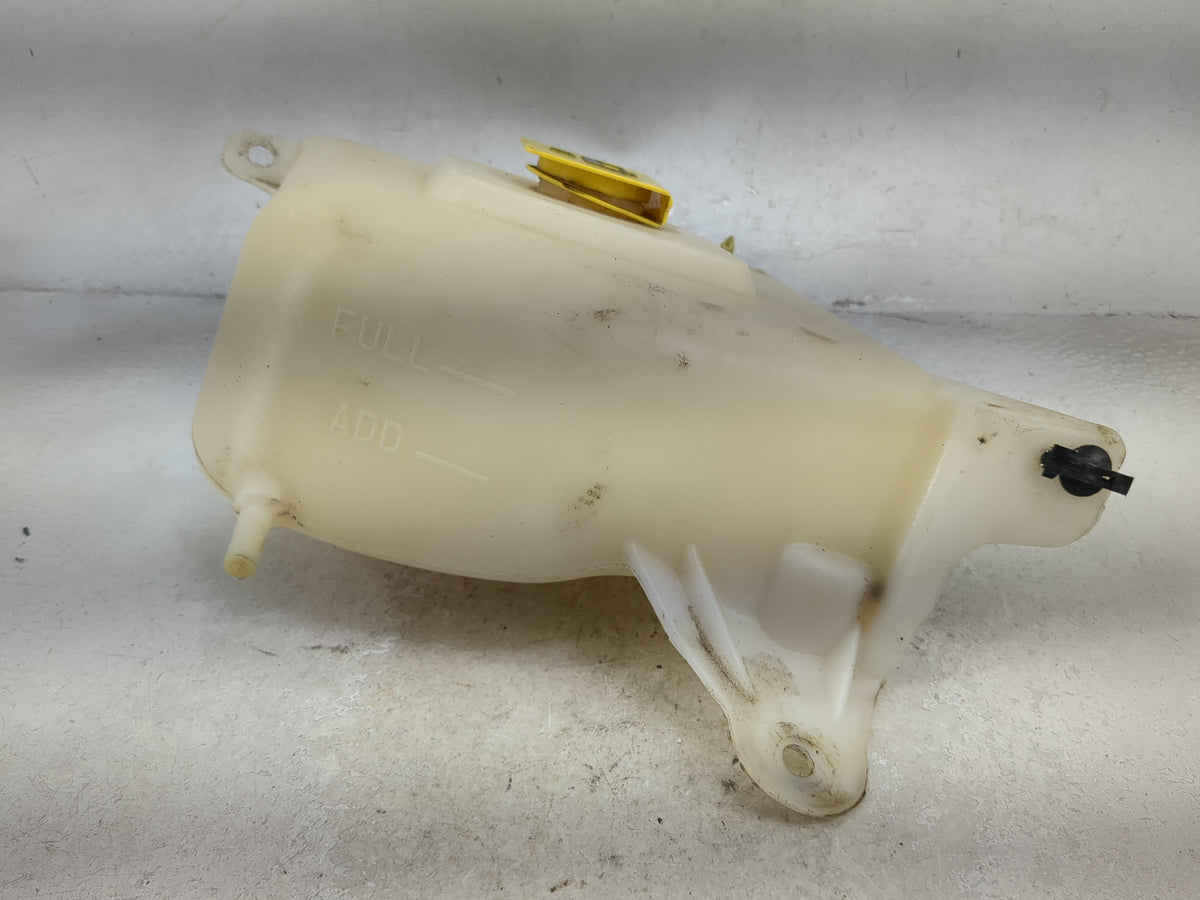 2008 Jeep Grand Cherokee Radiator Coolant Overflow Expansion Tank Bottle 1494318 - Oemusedautoparts1.com