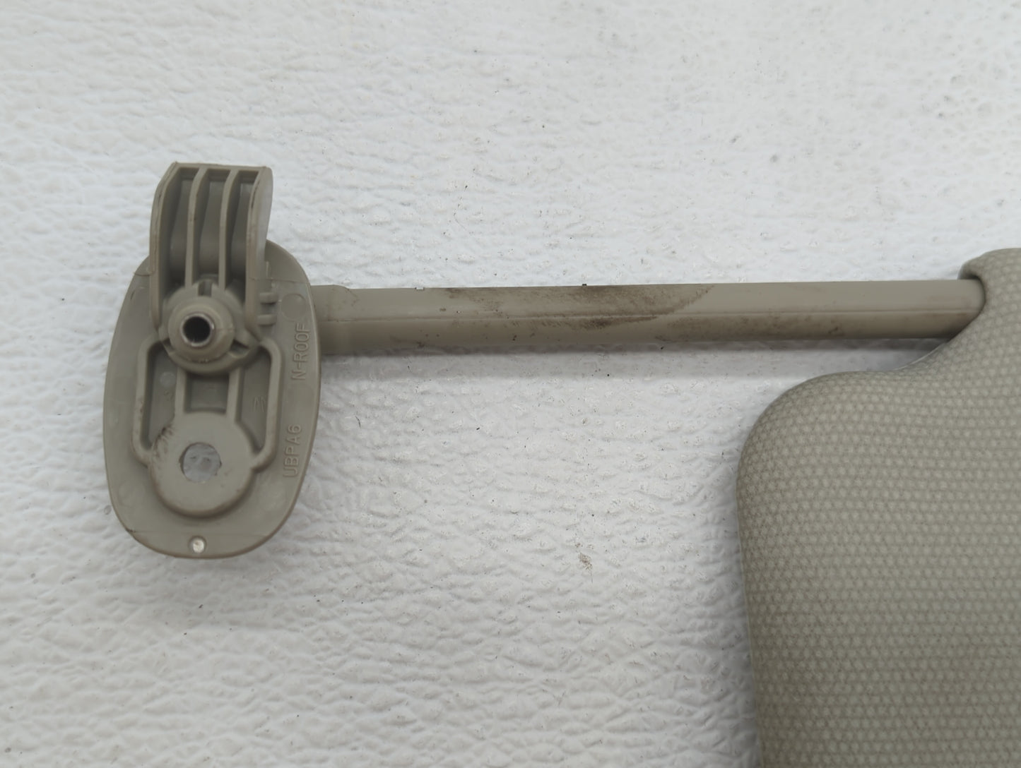 2005-2010 Jeep Grand Cherokee Sun Visor Shade Replacement Passenger Right Mirror Fits Fits 2005 2006 2007 2008 2009 2010 OEM