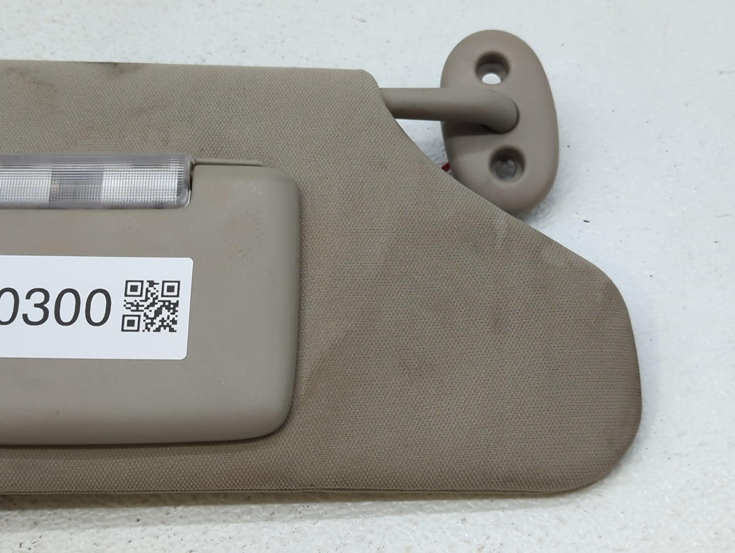 2005-2010 Jeep Grand Cherokee Sun Visor Shade Replacement Passenger Right Mirror Fits Fits 2005 2006 2007 2008 2009 2010 OEM