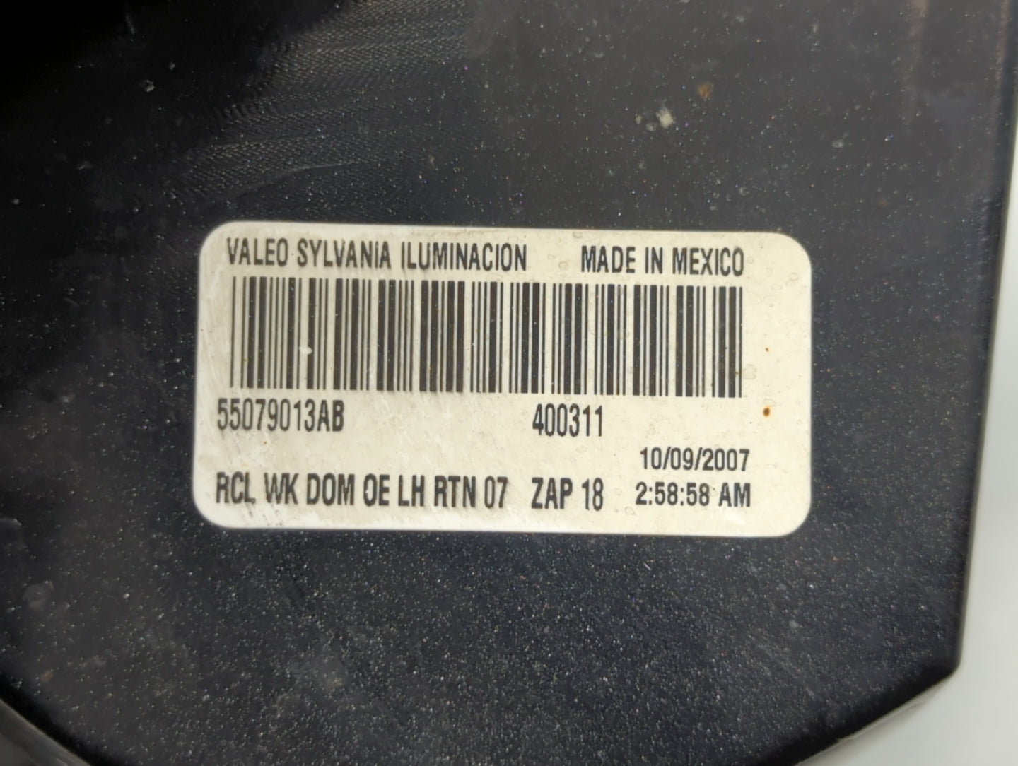 2007-2010 Jeep Grand Cherokee Tail Light Assembly Driver Left OEM P/N:55079013AB Fits Fits 2007 2008 2009 2010 OEM Used Auto