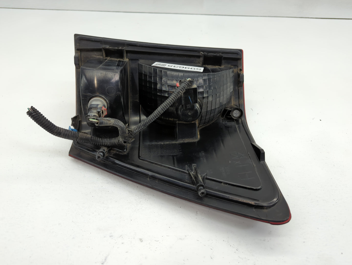 2007-2010 Jeep Grand Cherokee Tail Light Assembly Driver Left OEM P/N:55079013AB Fits Fits 2007 2008 2009 2010 OEM Used Auto