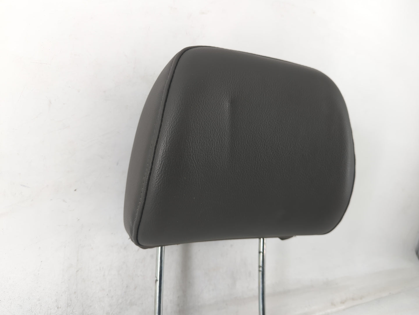 2005 Jeep Grand Cherokee Headrest Head Rest Front Driver Passenger Seat - Oemusedautoparts1.com
