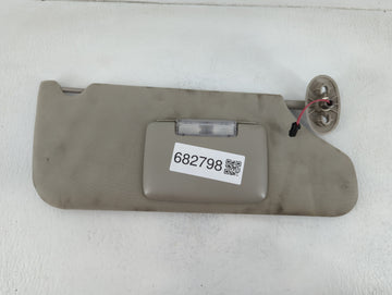 2005-2010 Jeep Grand Cherokee Sun Visor Shade Replacement Passenger Right Mirror Fits Fits 2005 2006 2007 2008 2009 2010 OEM Used Auto Parts