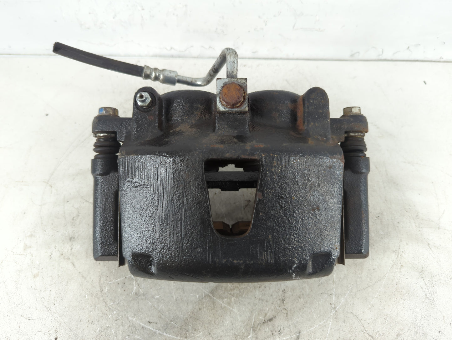 2010-2010 Jeep Grand Cherokee Front Passenger Right Brake Caliper - Oemusedautoparts1.com
