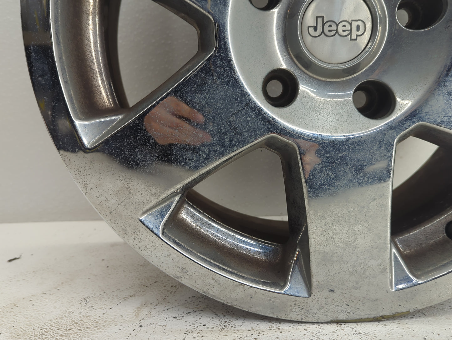 2008-2010 Jeep Grand Cherokee Oem Wheel Rim - Oemusedautoparts1.com