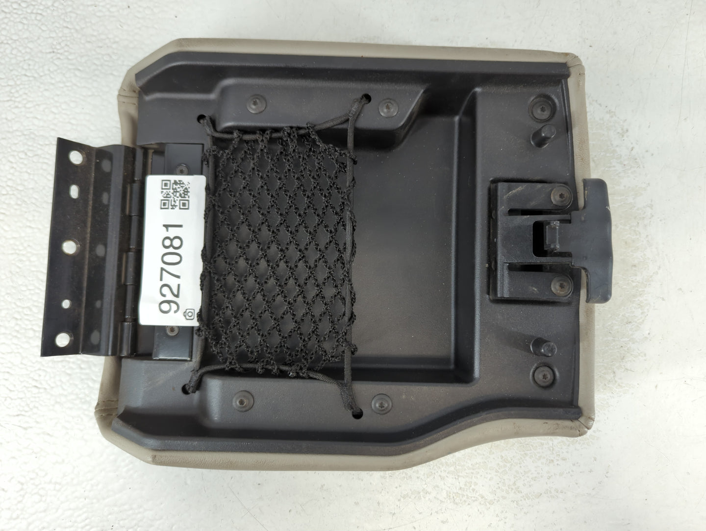 2005-2010 Jeep Grand Cherokee Center Console Armrest Cover Lid Fits Fits 2005 2006 2007 2008 2009 2010 OEM Used Auto Parts -