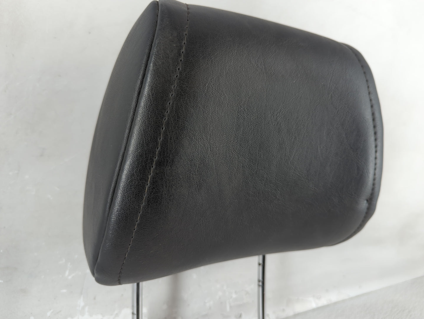 2008 Jeep Grand Cherokee Headrest Head Rest Front Driver Passenger Seat Fits OEM Used Auto Parts - Oemusedautoparts1.com