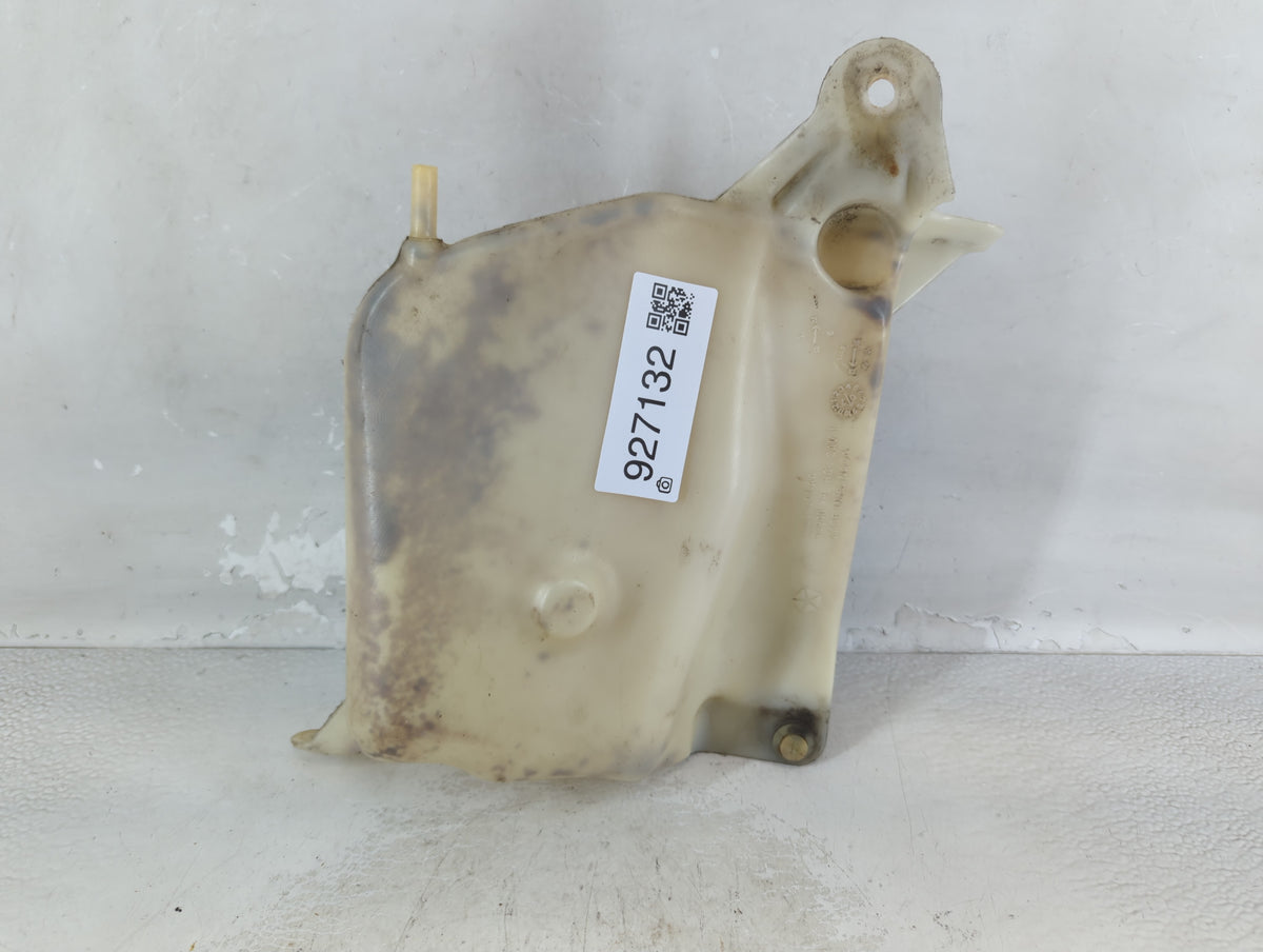 2008 Jeep Grand Cherokee Radiator Coolant Overflow Expansion Tank Bottle 927132 - Oemusedautoparts1.com