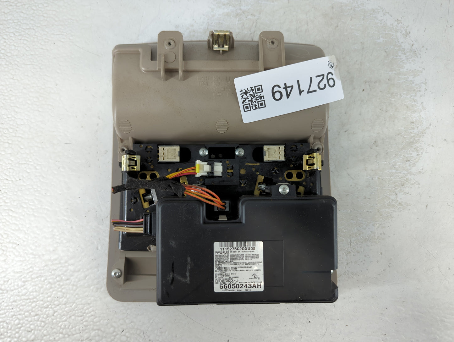 2005-2010 Jeep Grand Cherokee Overhead Roof Console Interior Dome Light - Oemusedautoparts1.com