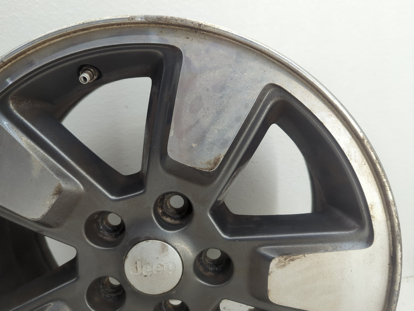 2008-2011 Jeep Liberty Oem Wheel Rim 1055176 - Oemusedautoparts1.com