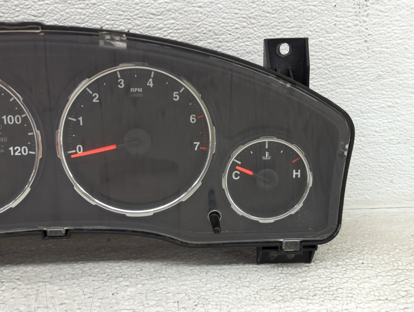2008 Jeep Liberty Instrument Cluster Speedometer Gauges P/N:P05172023AK Miles:117K Fits OEM Used Auto Parts - Oemusedautopar