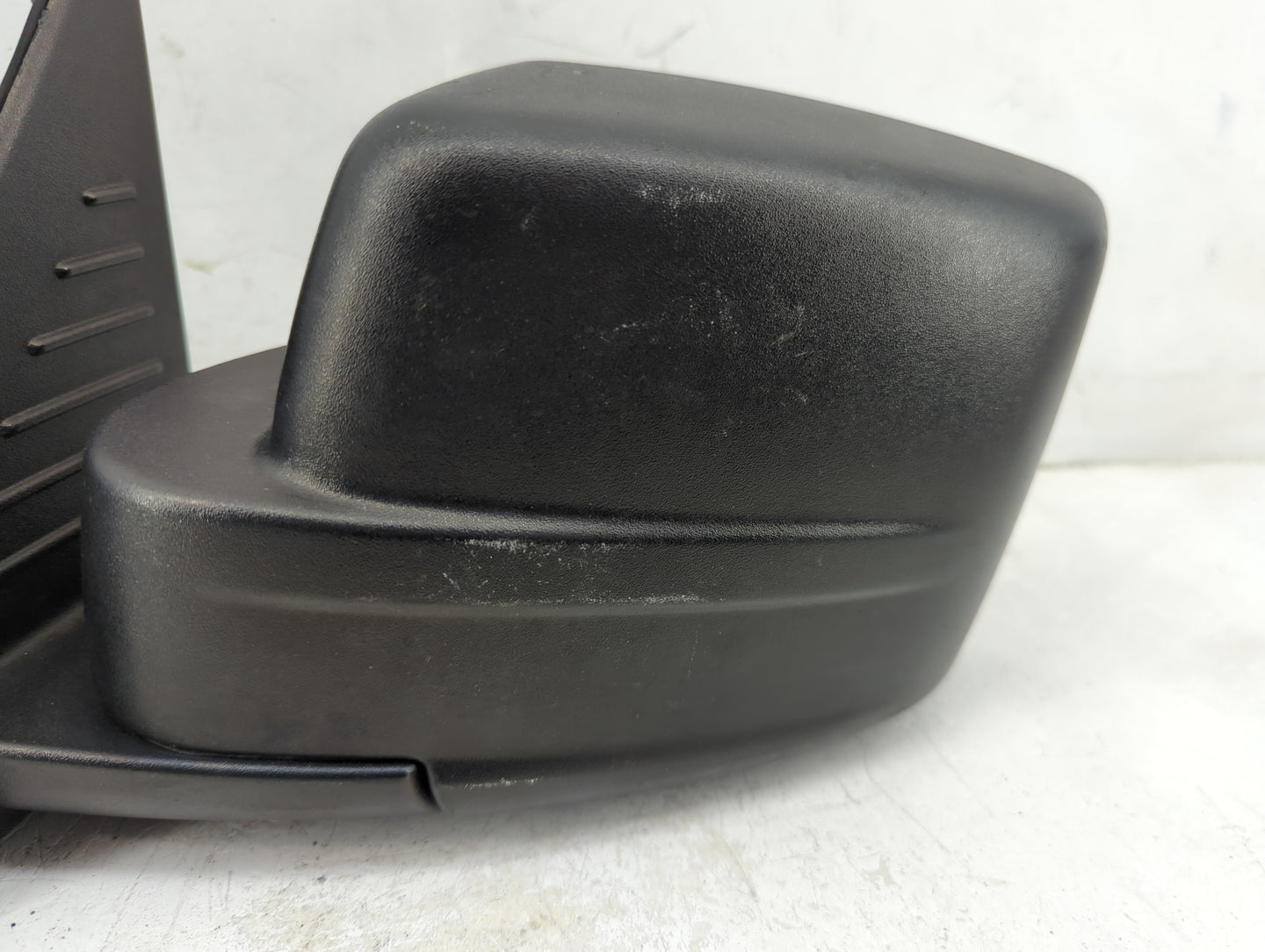 2008-2012 Jeep Liberty Driver Side View Mirror - Left Door Mirror OEM Used - Oemusedautoparts1.com
