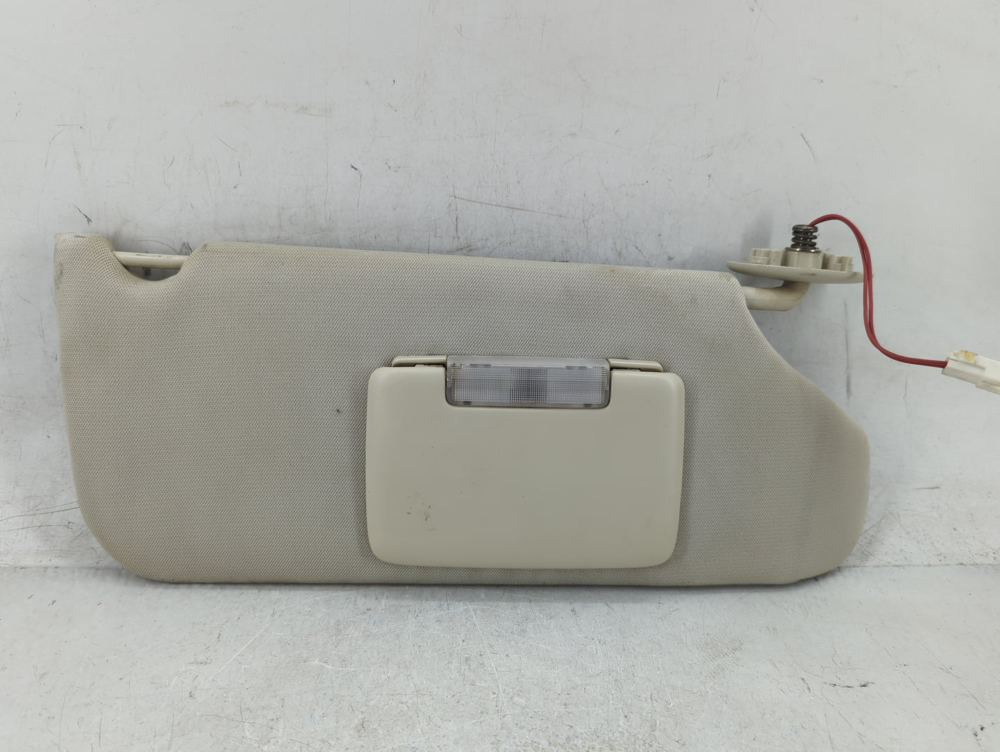 2008-2012 Jeep Liberty Sun Visor Shade Replacement Driver Left Mirror Fits Fits 2008 2009 2010 2011 2012 OEM Used Auto Parts