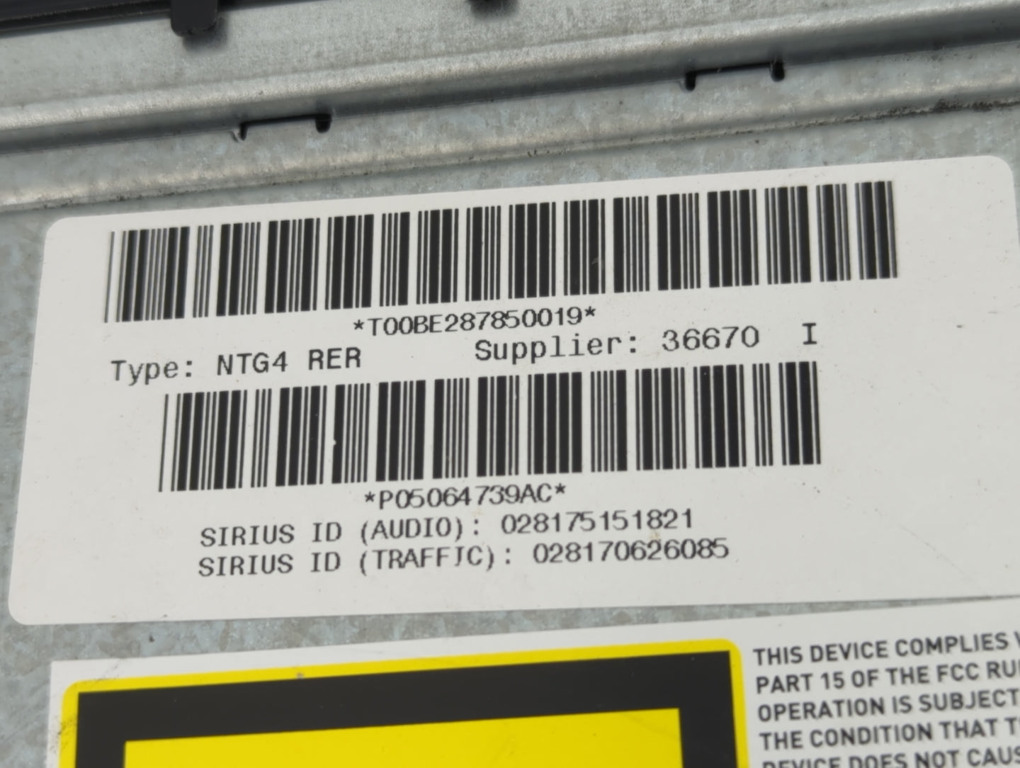 2008-2009 Jeep Liberty Radio AM FM Cd Player Receiver Replacement P/N:P05064739AC P05064400AI Fits Fits 2008 2009 OEM Used A