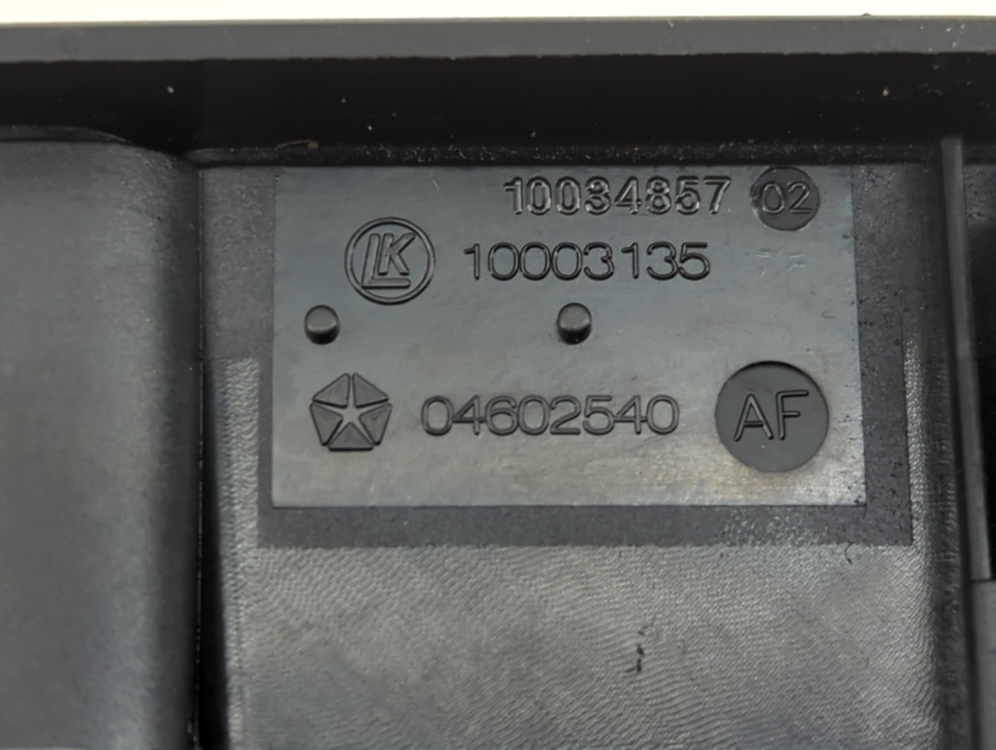 2008 Jeep Liberty Master Power Window Switch Replacement Driver Side Left P/N:10034857 10003135, 04602540 Fits OEM Used Auto