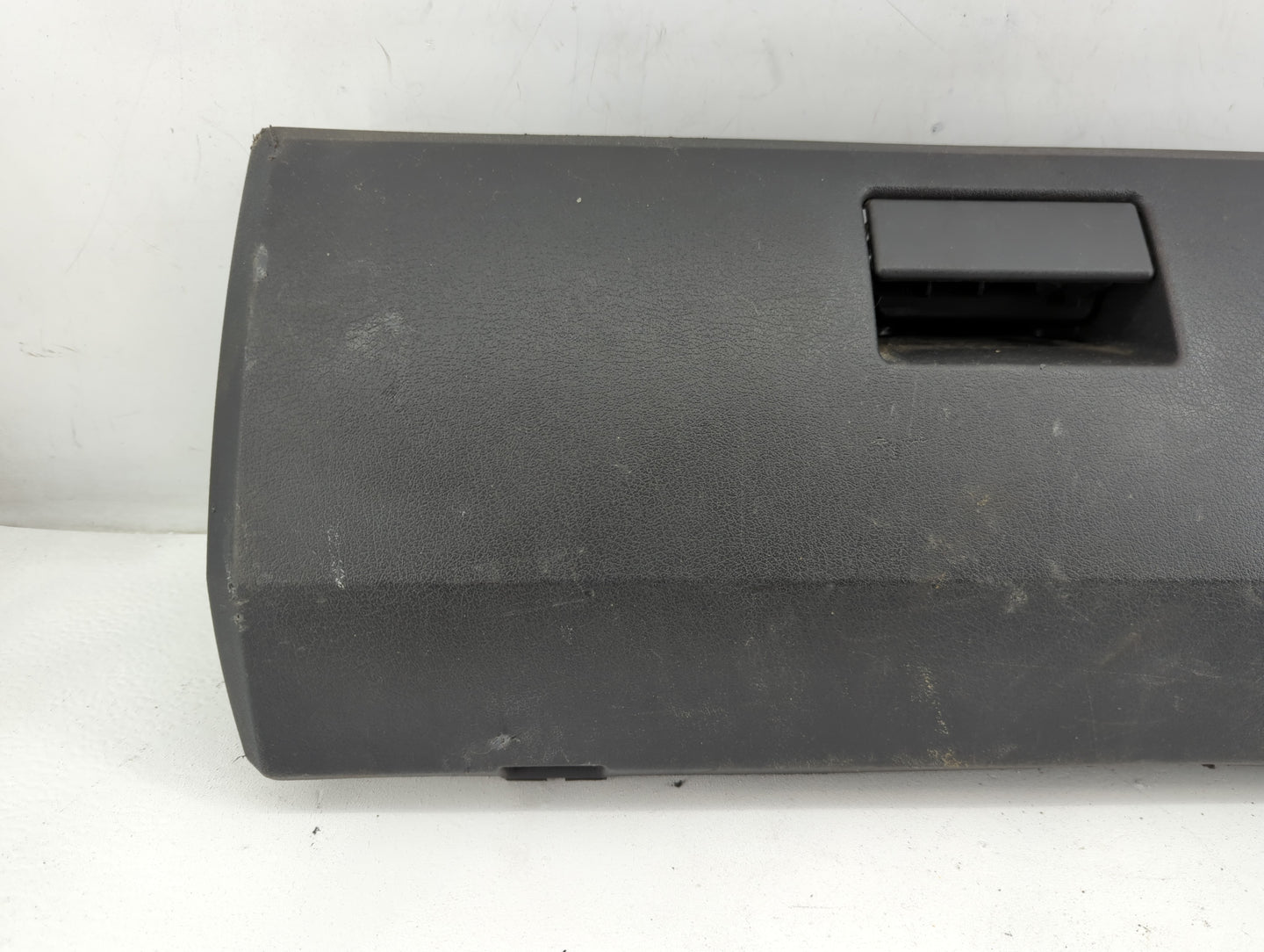 2008 Jeep Liberty Passenger Glove Box Door Storage Compartment Black - Oemusedautoparts1.com