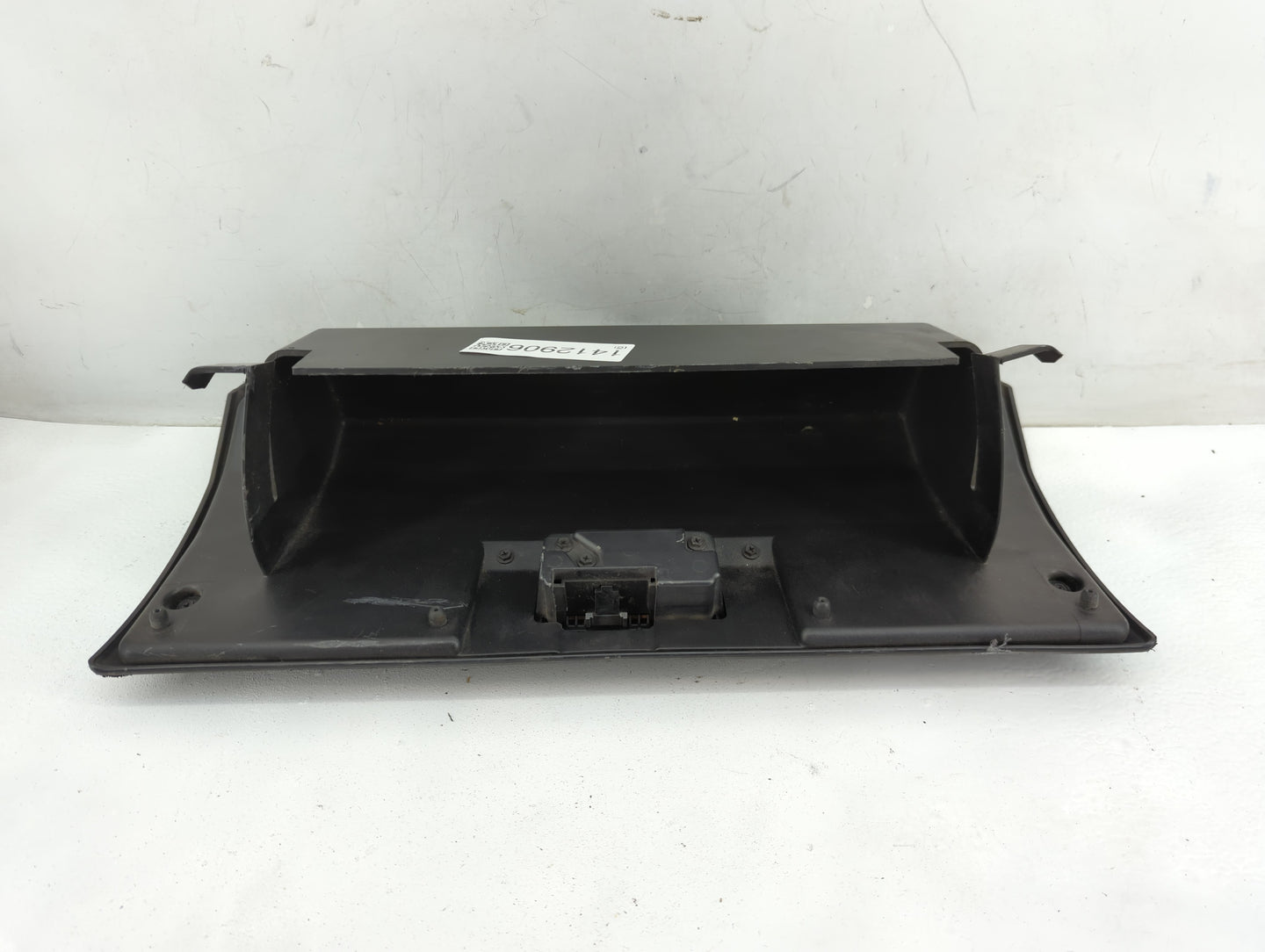 2008 Jeep Liberty Passenger Glove Box Door Storage Compartment Black - Oemusedautoparts1.com