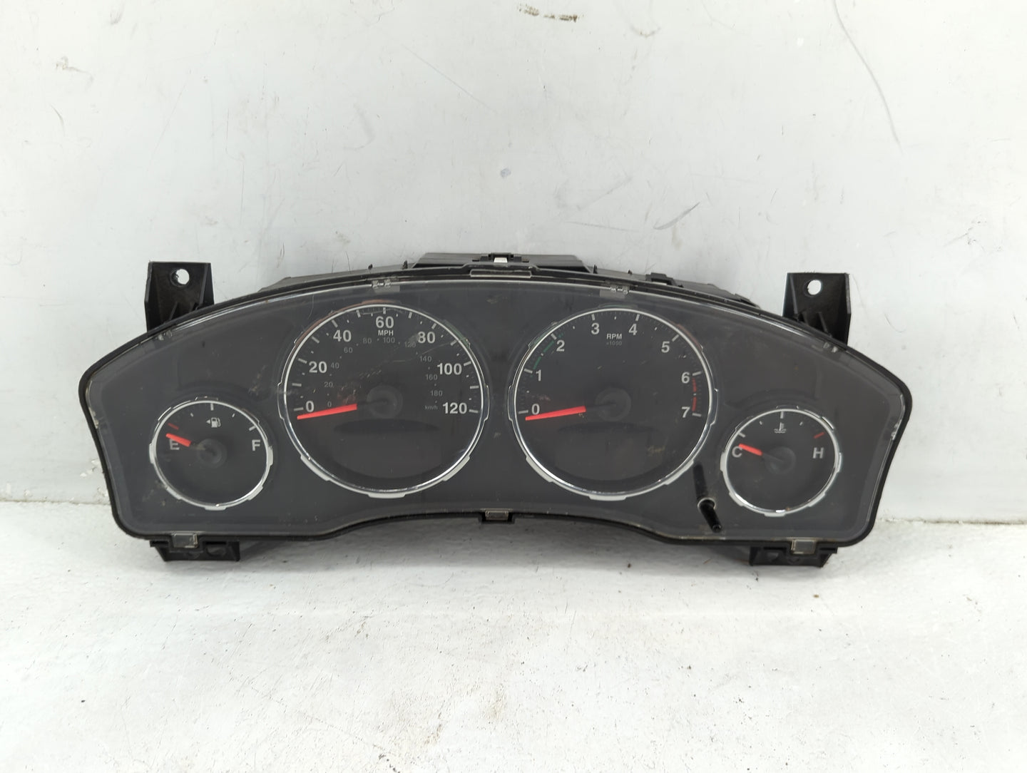 2008 Jeep Liberty Instrument Cluster Speedometer Gauges P/N:05172921AD Fits OEM Used Auto Parts - Oemusedautoparts1.com