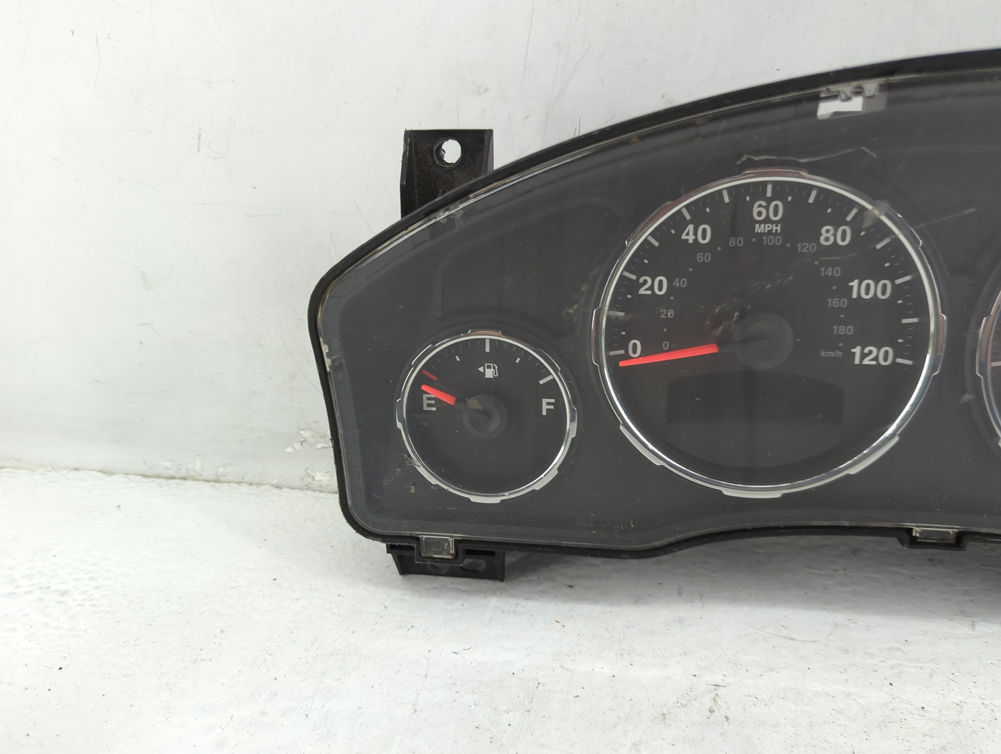 2008 Jeep Liberty Instrument Cluster Speedometer Gauges P/N:05172921AD Fits OEM Used Auto Parts - Oemusedautoparts1.com