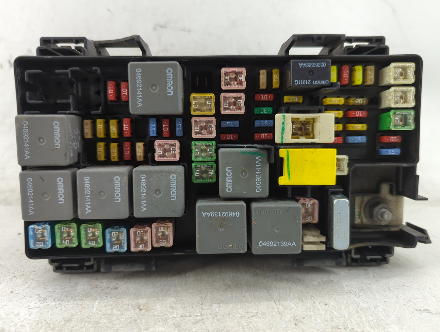 2008-2008 Jeep Liberty Fusebox Fuse Box Relay Module Tipm Kab0cc04e7 - Oemusedautoparts1.com