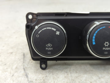 2008-2009 Jeep Liberty Climate Control Module Temperature AC/Heater Replacement P/N:P55111829AD Fits Fits 2008 2009 OEM Used Auto Parts