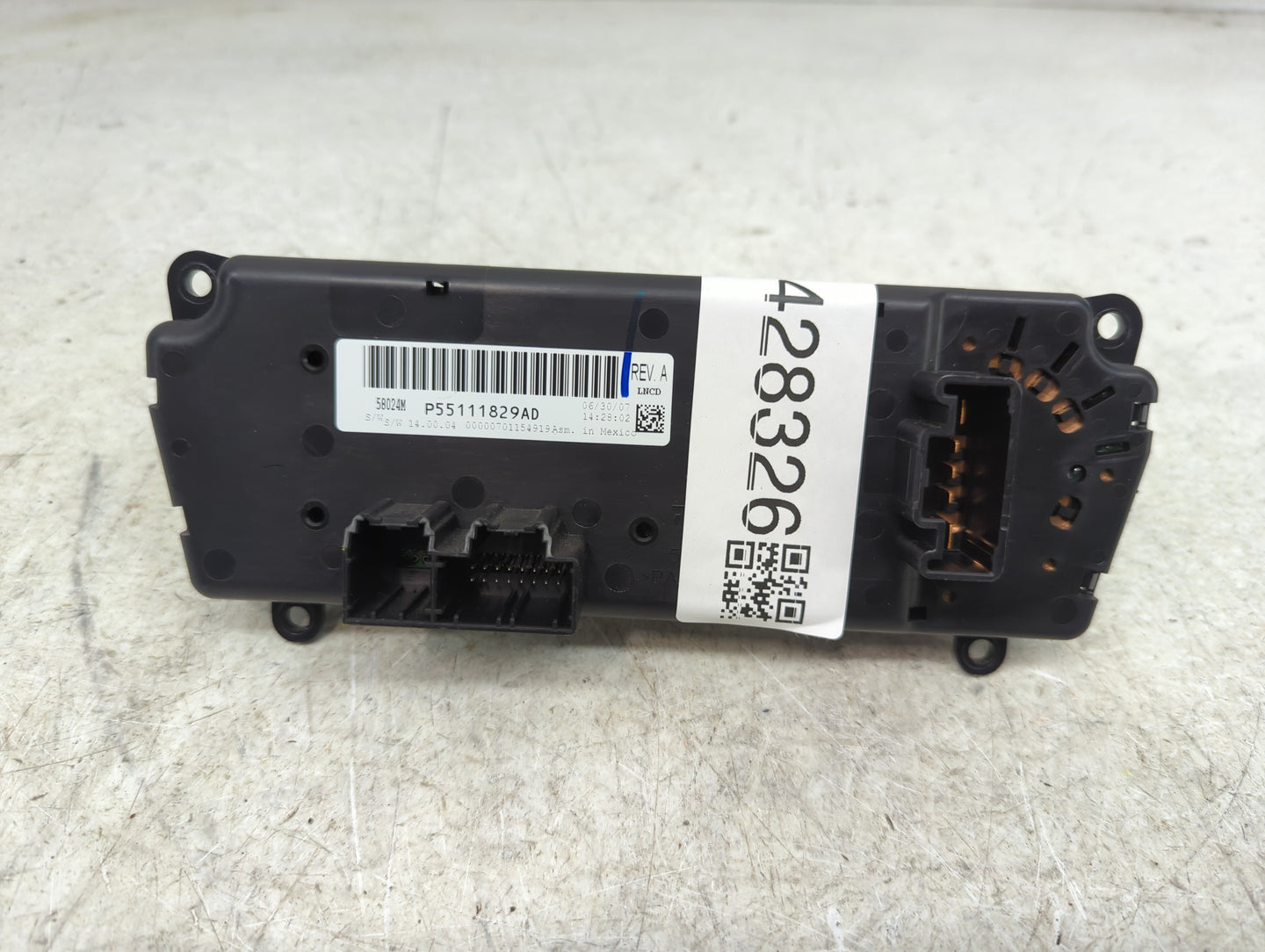 2008-2009 Jeep Liberty Climate Control Module Temperature AC/Heater Replacement P/N:P55111829AD Fits Fits 2008 2009 OEM Used