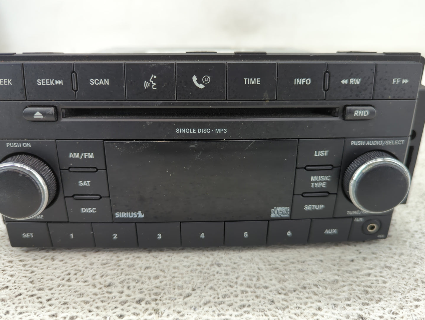 2008 Jeep Liberty Radio AM FM Cd Player Receiver Replacement P/N:P05064421AF Fits OEM Used Auto Parts - Oemusedautoparts1.co