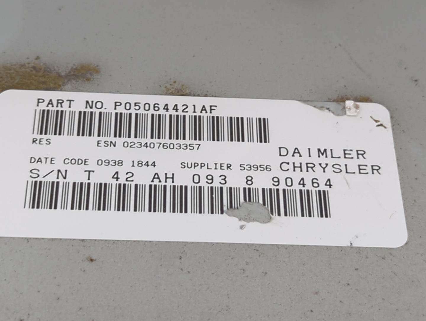 2008 Jeep Liberty Radio AM FM Cd Player Receiver Replacement P/N:P05064421AF Fits OEM Used Auto Parts - Oemusedautoparts1.co