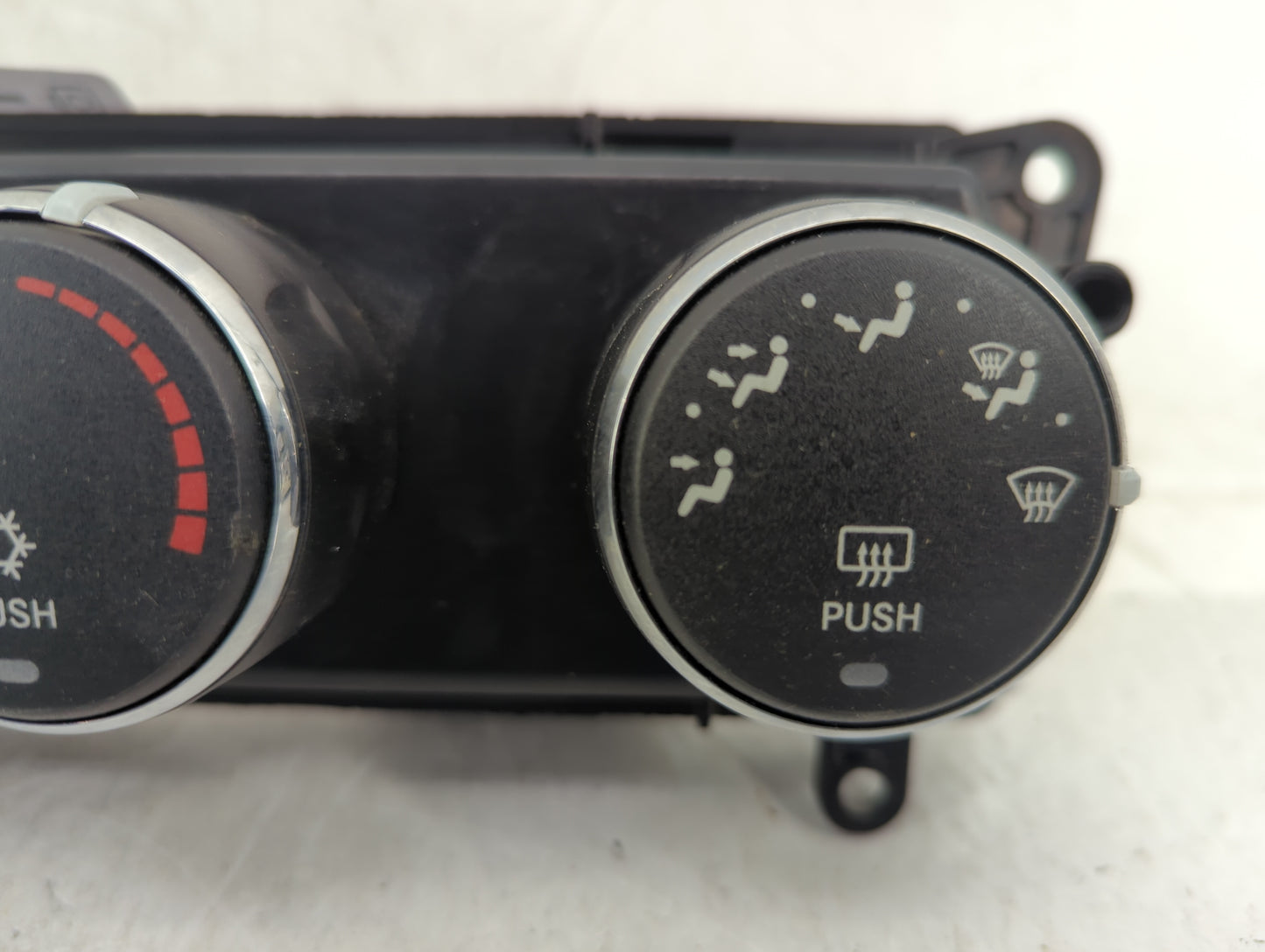 2008-2009 Jeep Liberty Climate Control Module Temperature AC/Heater Replacement P/N:P55111829AE 58024M Fits Fits 2008 2009 O