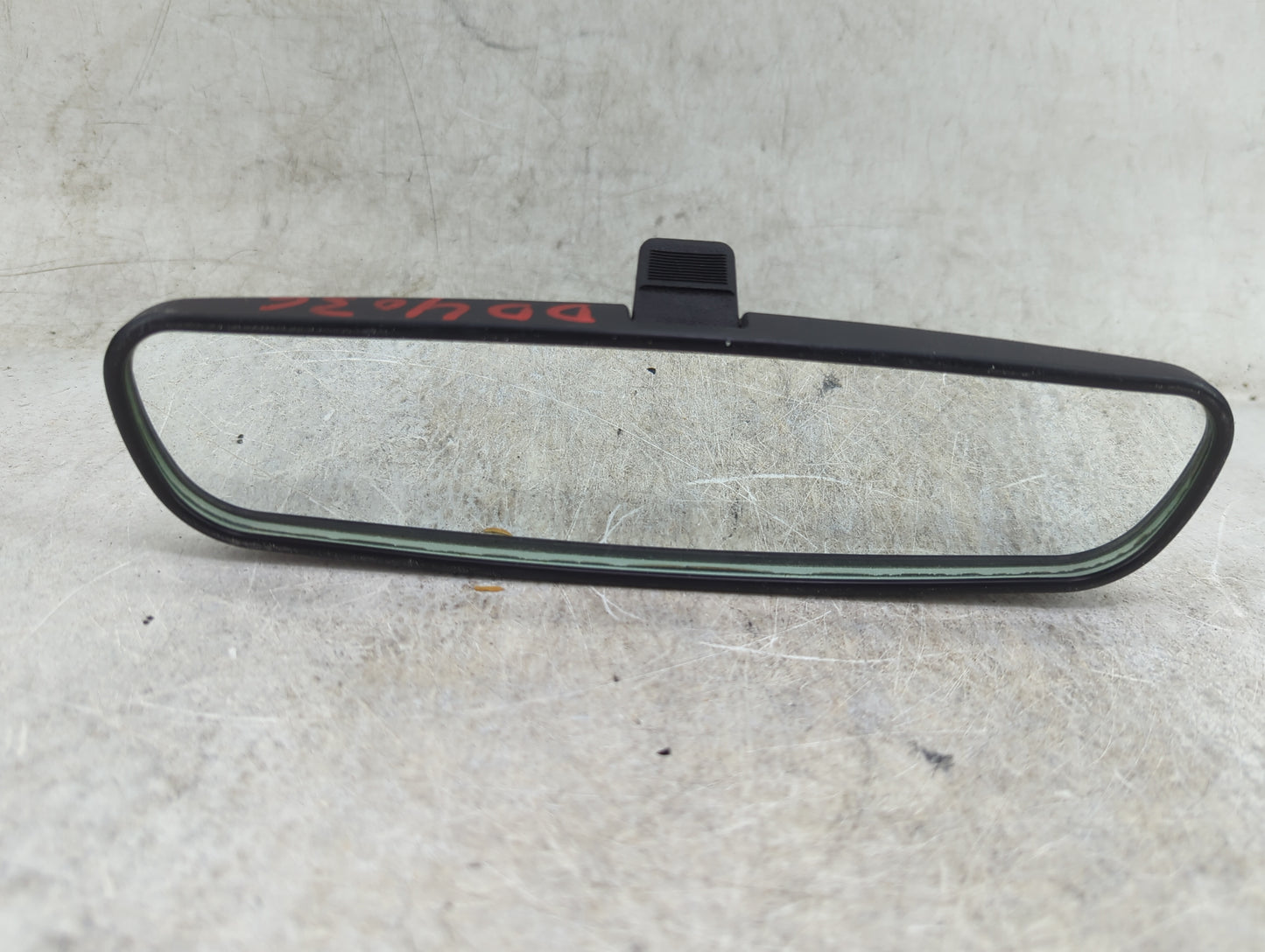 2008 Jeep Liberty Interior Rear View Mirror Replacement OEM P/N:E8011681 Fits OEM Used Auto Parts - Oemusedautoparts1.com