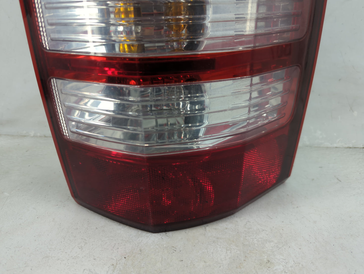 2008-2012 Jeep Liberty Tail Light Assembly Passenger Right OEM P/N:53856 Fits Fits 2008 2009 2010 2011 2012 OEM Used Auto Pa