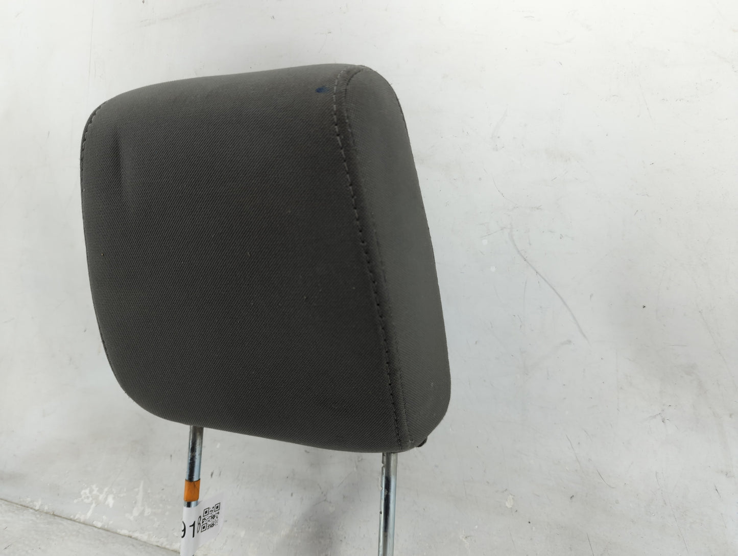 2008-2012 Jeep Liberty Headrest Head Rest Front Driver Seat Black 1466918 - Oemusedautoparts1.com
