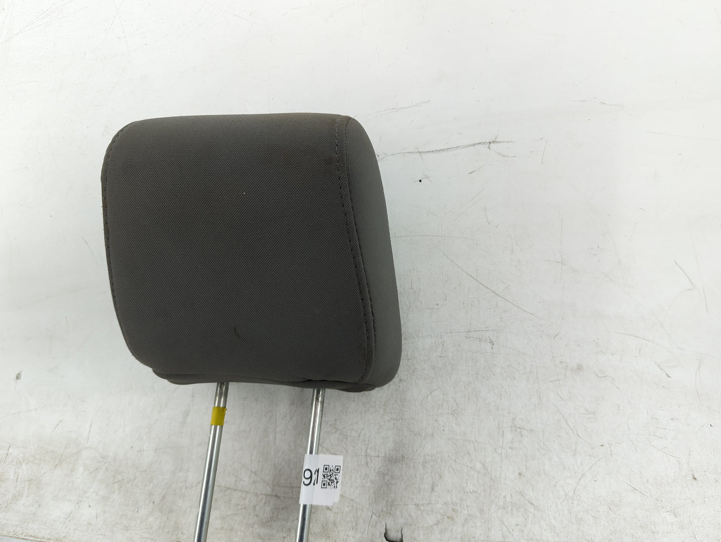 2008-2012 Jeep Liberty Headrest Head Rest Front Driver Seat Black 1466921 - Oemusedautoparts1.com
