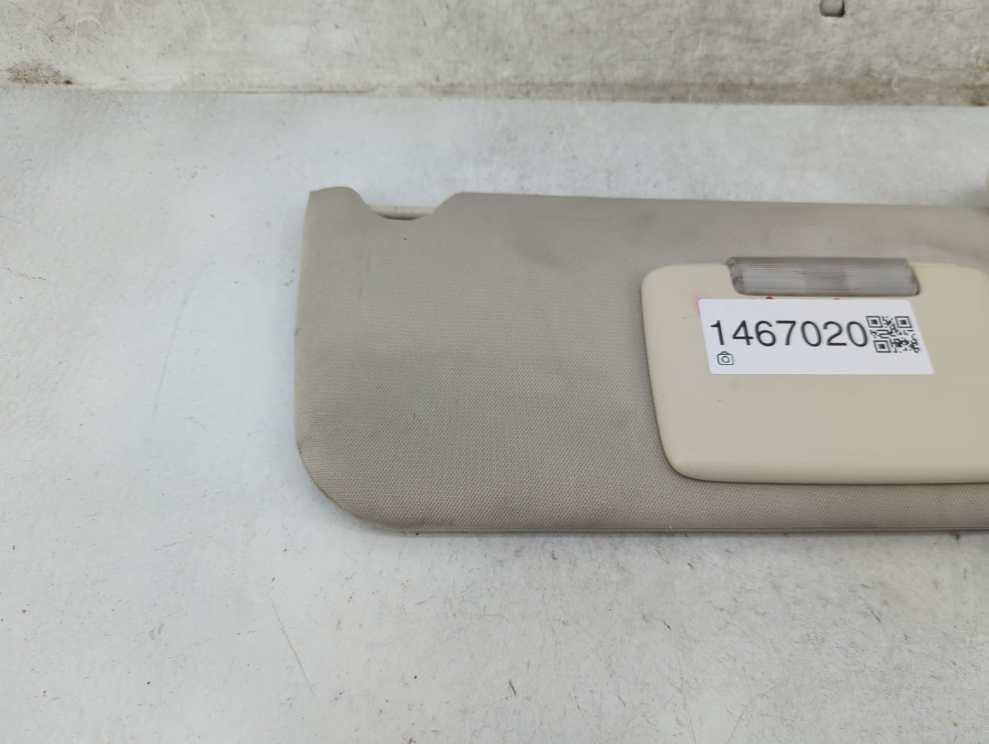 2008-2012 Jeep Liberty Sun Visor Shade Replacement Passenger Right Mirror Fits Fits 2008 2009 2010 2011 2012 OEM Used Auto P