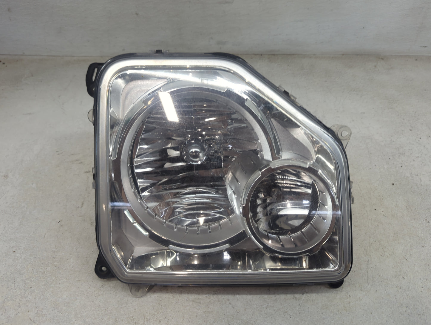2008-2012 Jeep Liberty Driver Left Oem Head Light Headlight Lamp 1467197 - Oemusedautoparts1.com