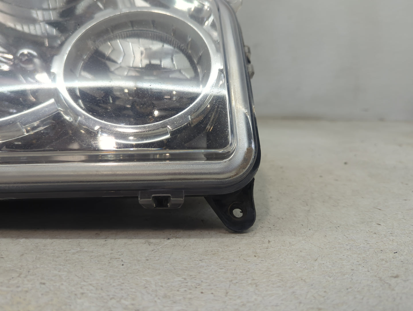 2008-2012 Jeep Liberty Driver Left Oem Head Light Headlight Lamp 1467197 - Oemusedautoparts1.com