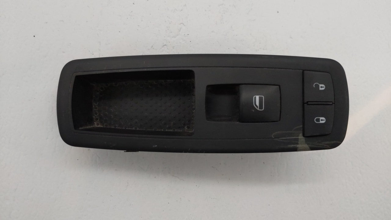 2008-2009 Jeep Liberty Passeneger Right Power Window Switch 04602540ae - Oemusedautoparts1.com