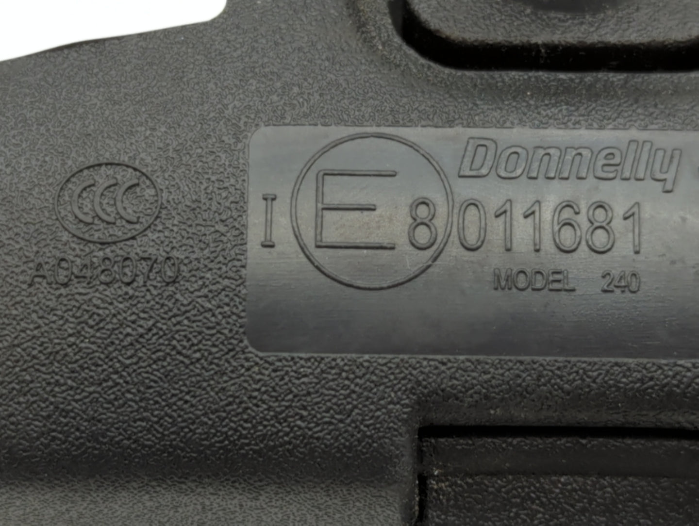 2008 Jeep Liberty Interior Rear View Mirror Replacement OEM P/N:E8011681 Fits OEM Used Auto Parts - Oemusedautoparts1.com