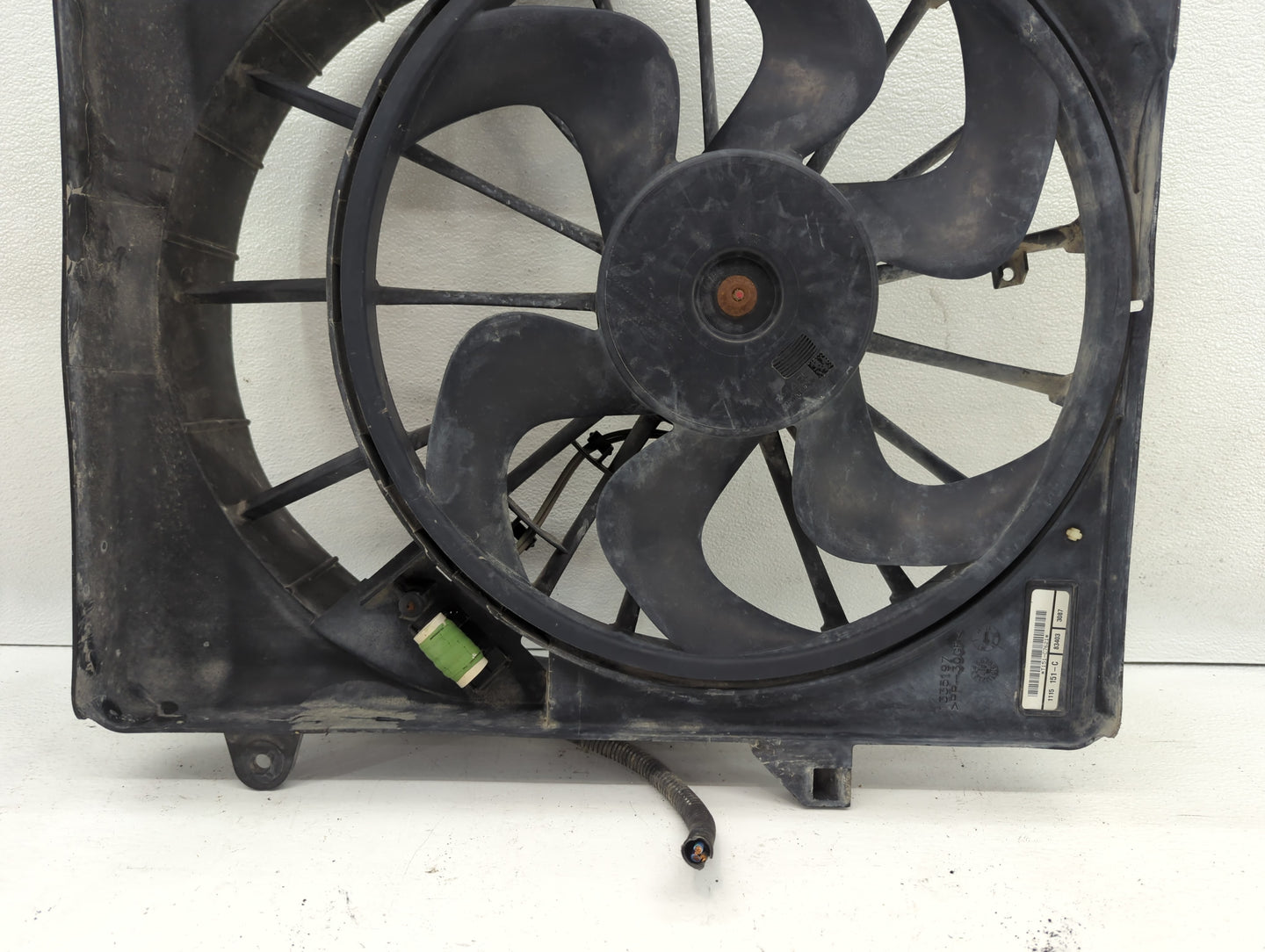 2008-2012 Jeep Liberty Left Radiator Fan Motor Assembly - Oemusedautoparts1.com