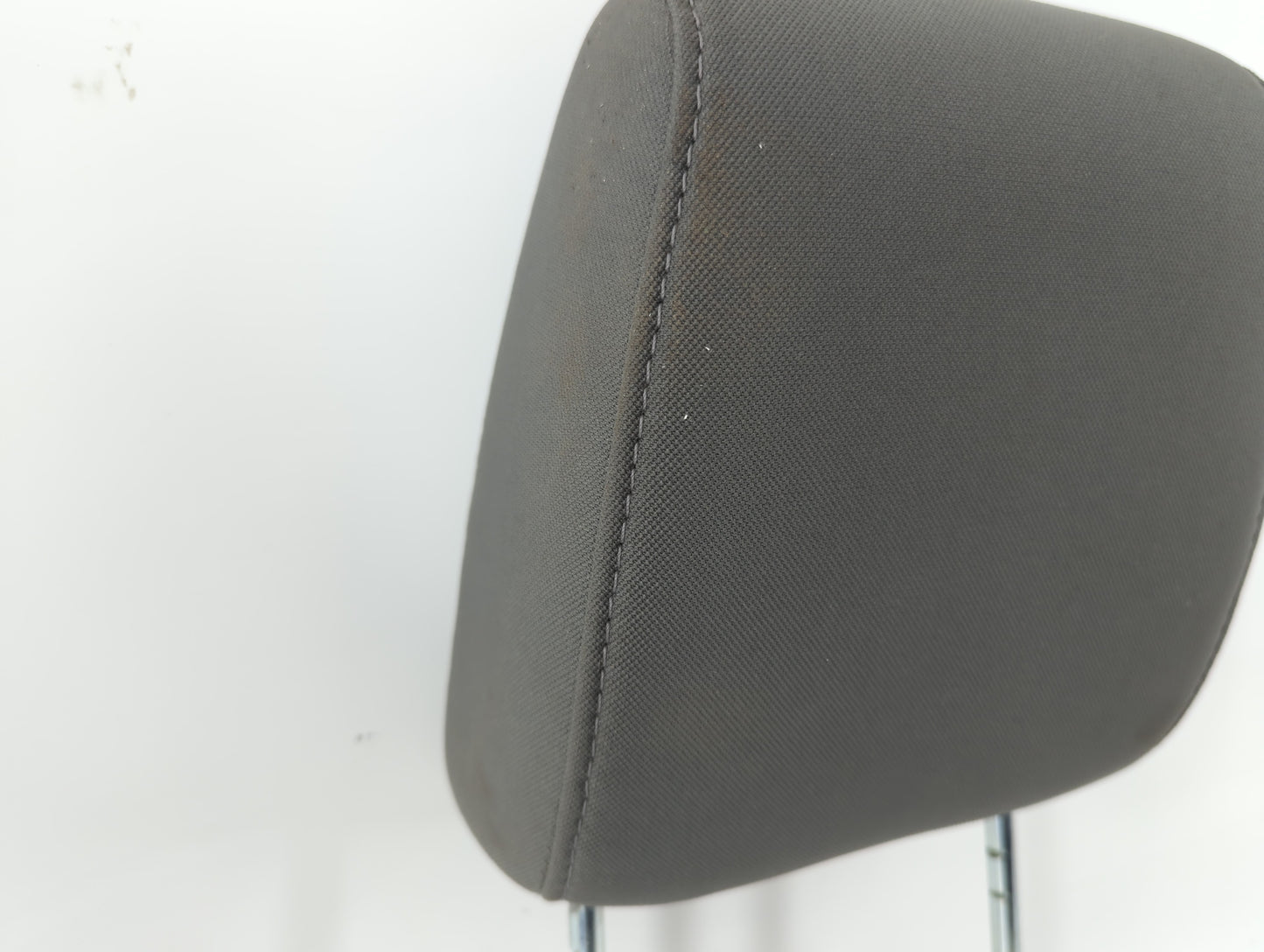 2008 Jeep Liberty Headrest Head Rest Front Driver Passenger Seat Fits OEM Used Auto Parts - Oemusedautoparts1.com