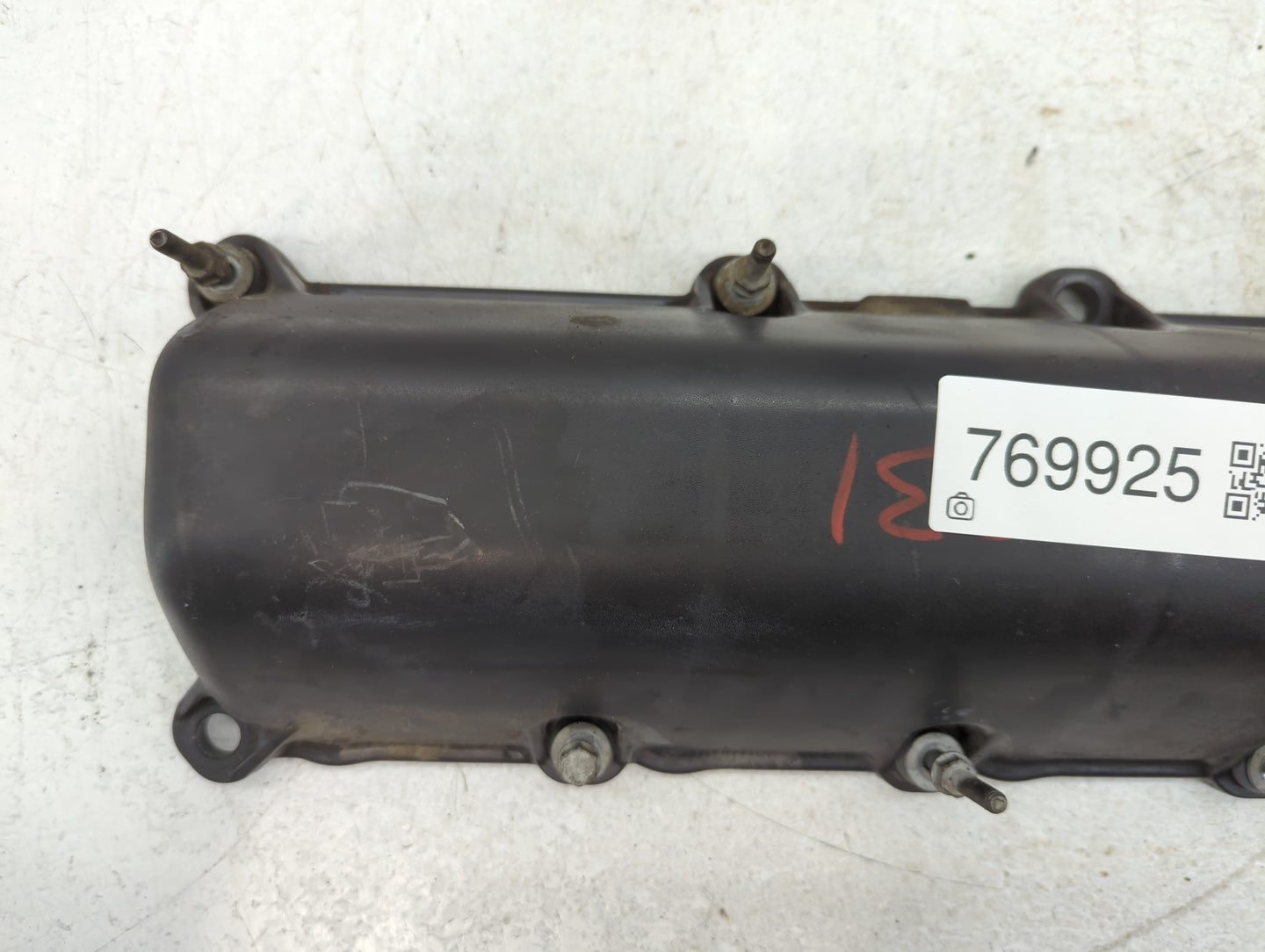 2008 Jeep Liberty Passenger Right Cylinder Head Valve Cover P/N:53021938AA Fits OEM Used Auto Parts - Oemusedautoparts1.com