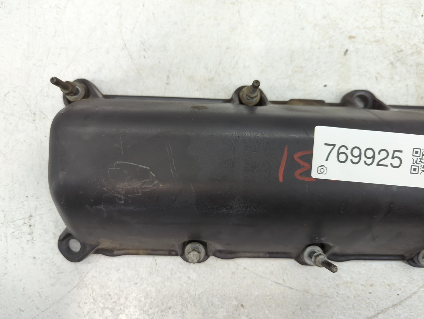 2008 Jeep Liberty Passenger Right Cylinder Head Valve Cover P/N:53021938AA Fits OEM Used Auto Parts - Oemusedautoparts1.com