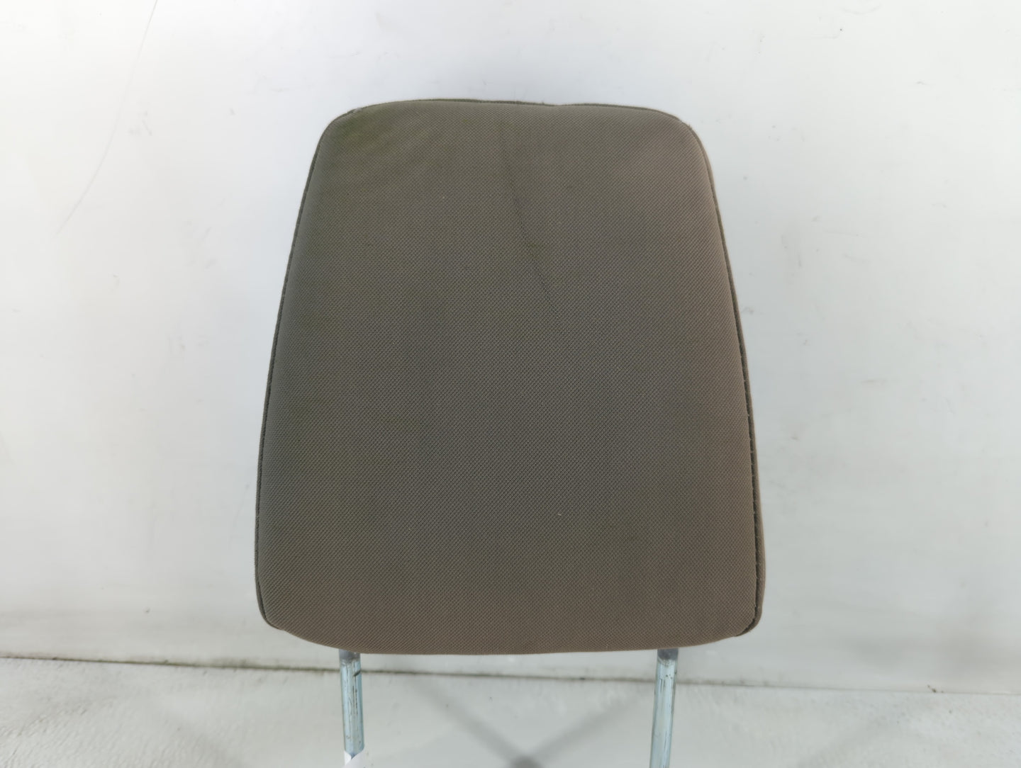 2008-2012 Jeep Liberty Headrest Head Rest Rear Seat Fits Fits 2008 2009 2010 2011 2012 OEM Used Auto Parts - Oemusedautopart