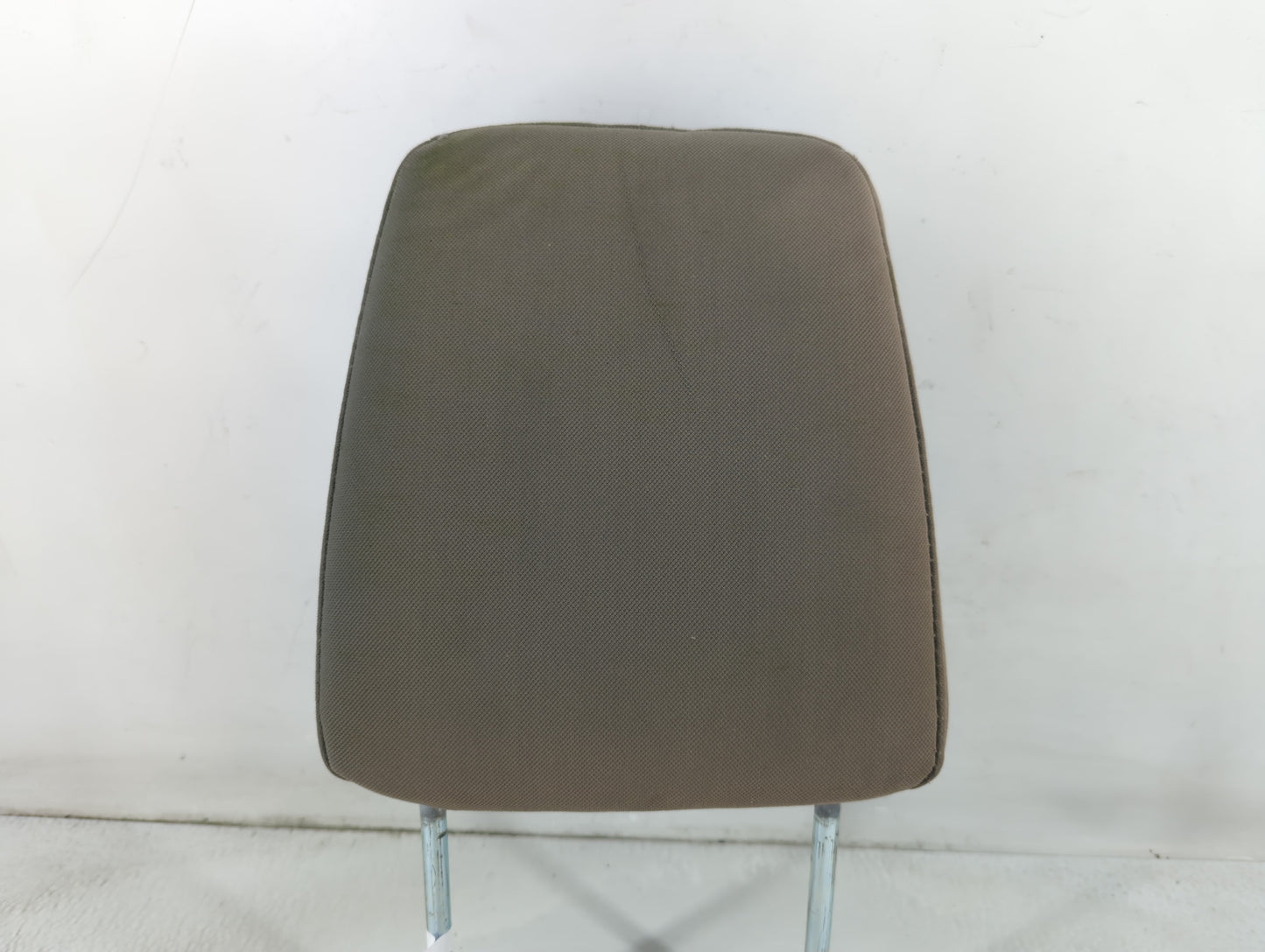 2008-2012 Jeep Liberty Headrest Head Rest Rear Seat Fits Fits 2008 2009 2010 2011 2012 OEM Used Auto Parts - Oemusedautopart