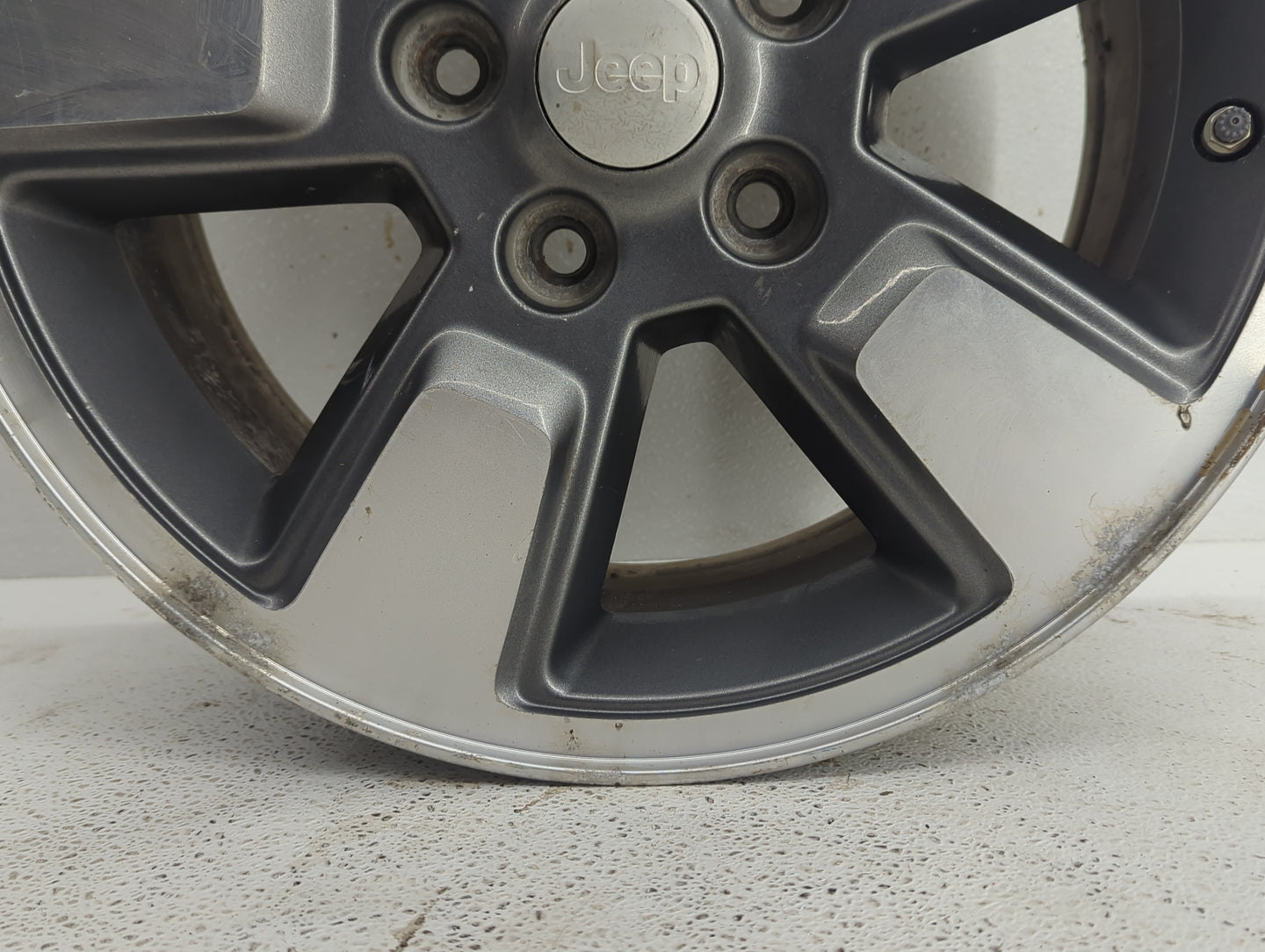2008-2011 Jeep Liberty Oem Wheel Rim - Oemusedautoparts1.com