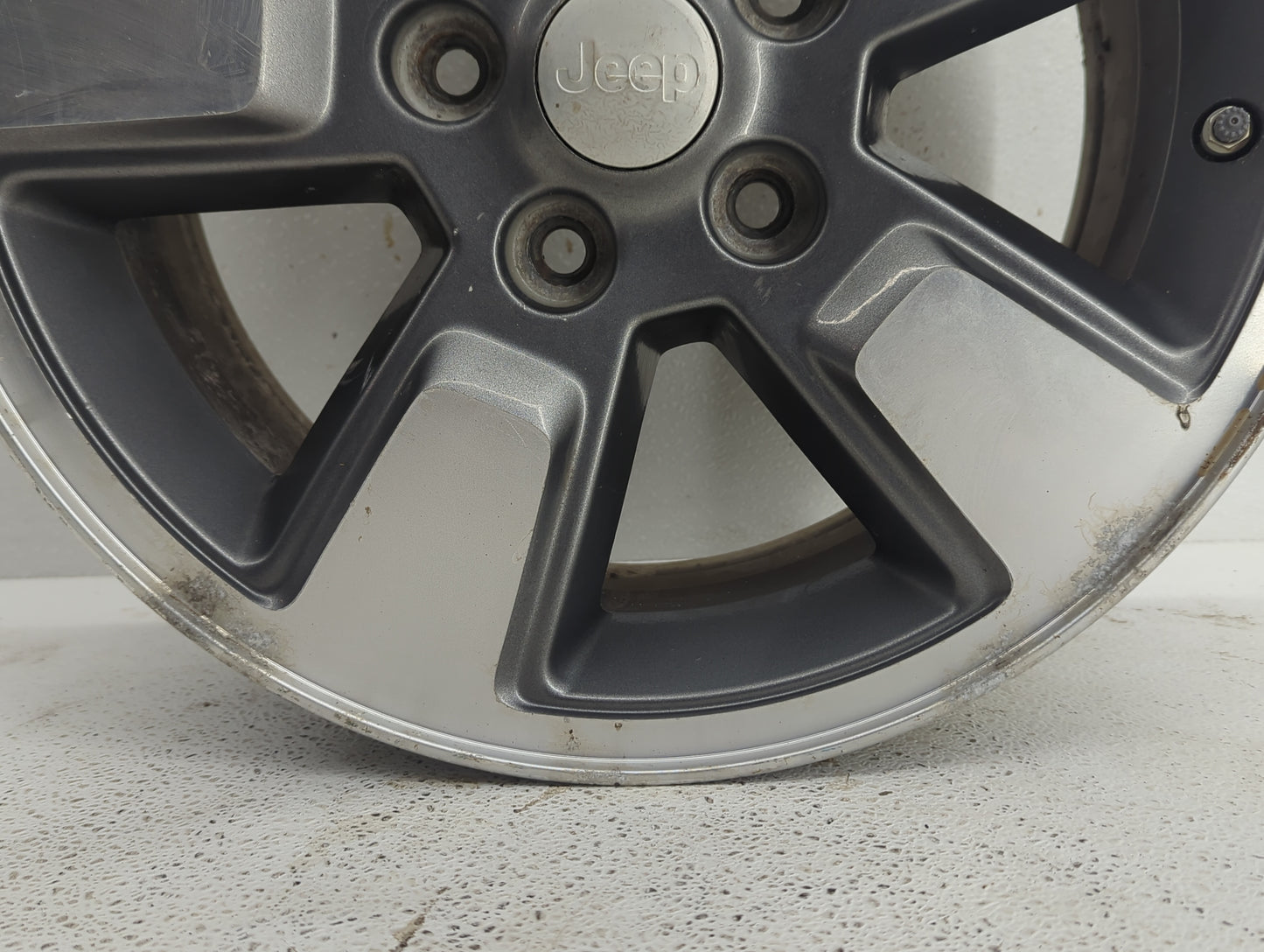2008-2011 Jeep Liberty Oem Wheel Rim - Oemusedautoparts1.com